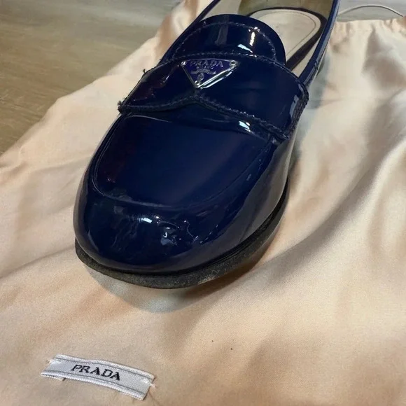 Authentic Prada Glossy Patent leather Navy Loafers - Picture 4 of 12